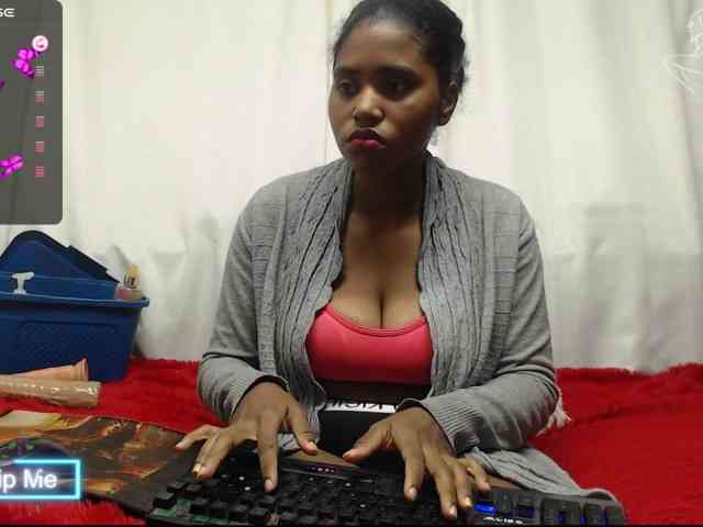 NickyKendal webcam