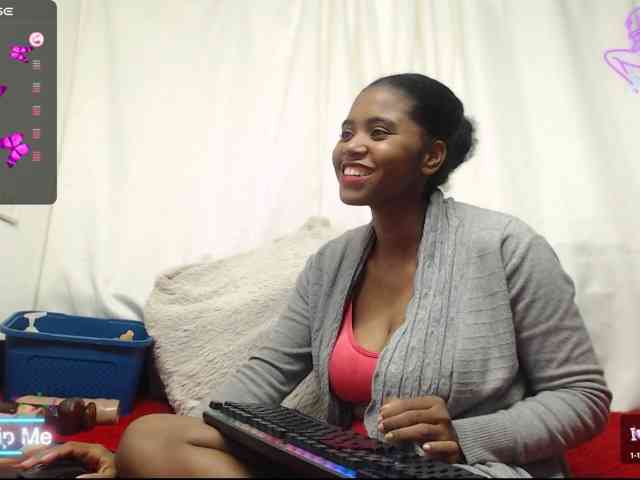 NickyKendal webcam