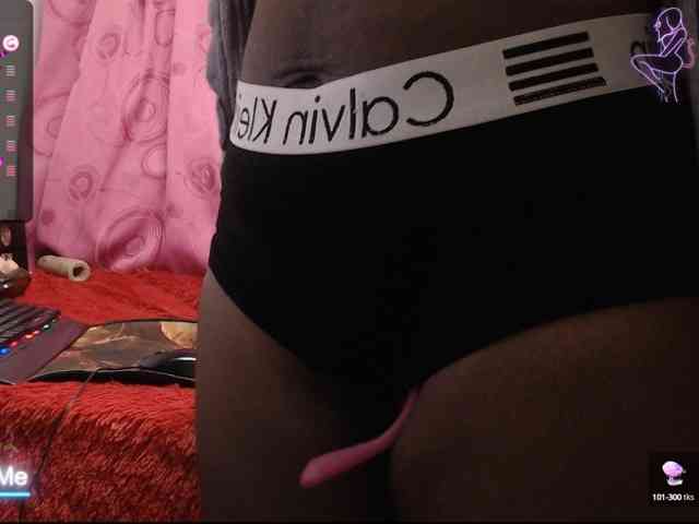 NickyKendal webcam