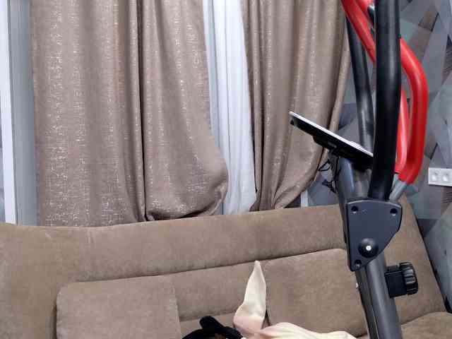 MiskaRisKoshkaZhena webcam