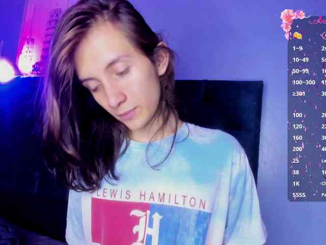 Feniixa Live Webcam on BongaCams