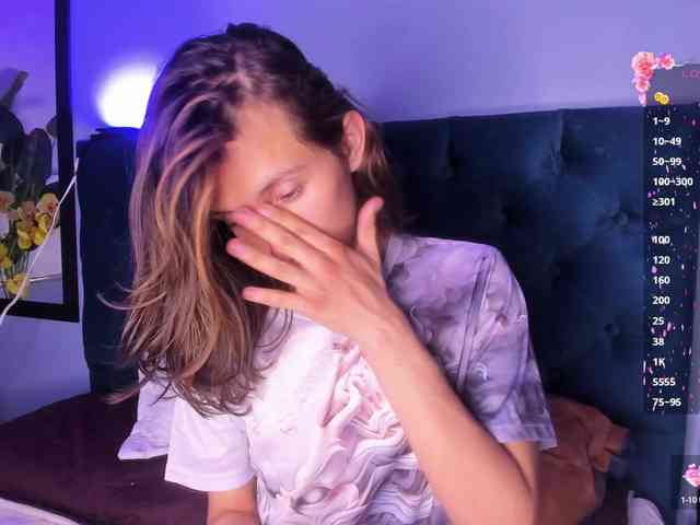 Feniixa Live Webcam on BongaCams