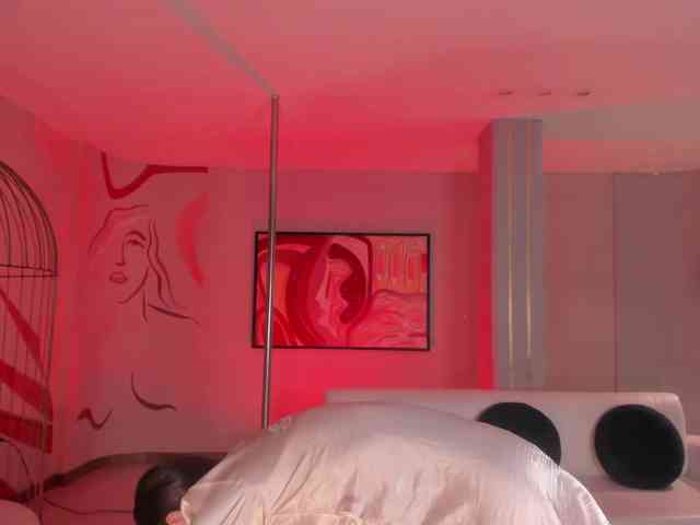 AleCorleone webcam