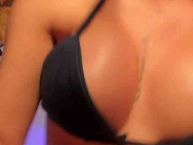 AleCorleone webcam