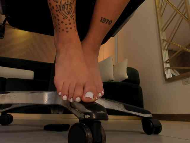 AleCorleone webcam