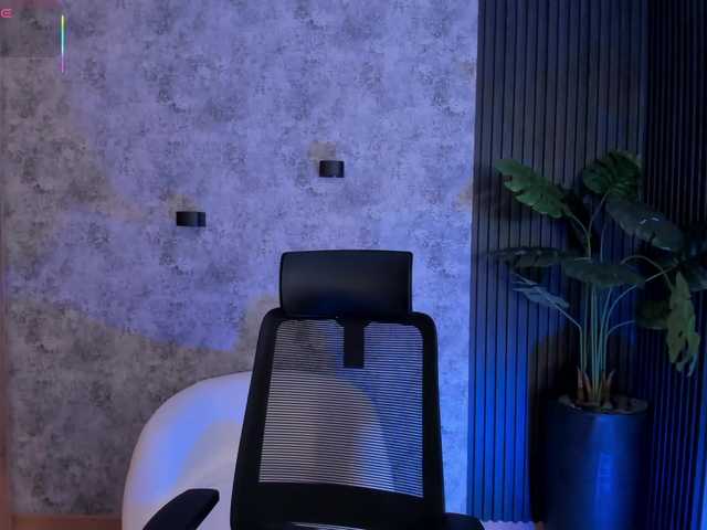  AmyWalker chat room