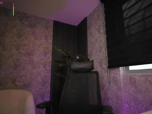 AmyWalker live cam profile