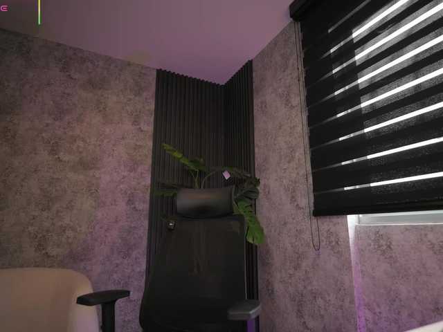 AmyWalker's BongaCams show and profile