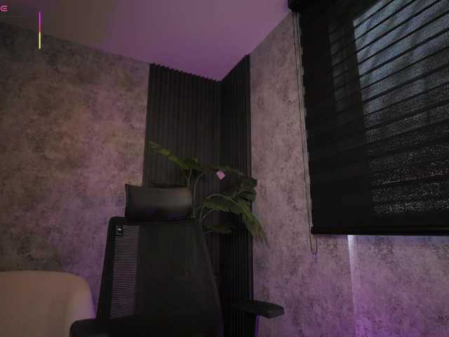 AmyWalker's BongaCams show and profile