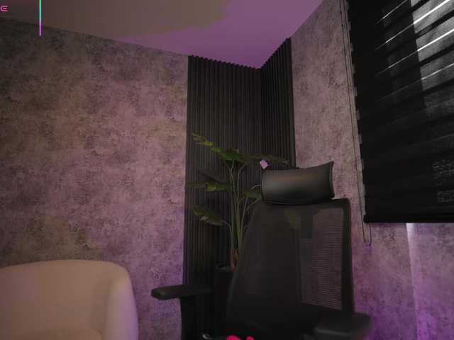 AmyWalker's BongaCams show and profile