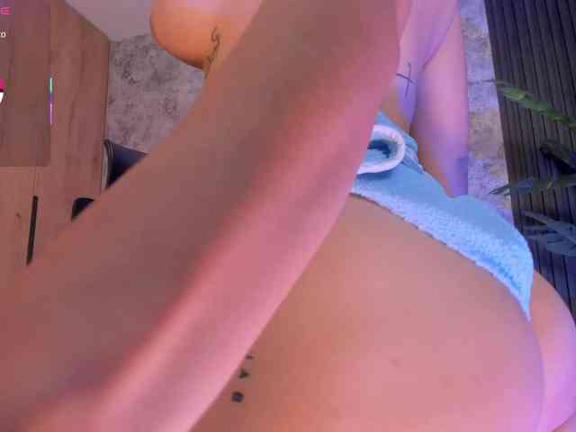 AmyWalker webcam
