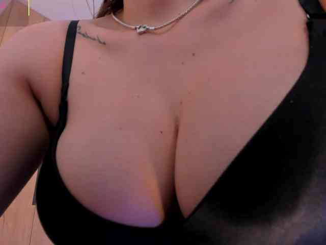 online webcam AmyWalker