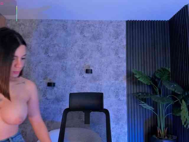 AmyWalker webcam