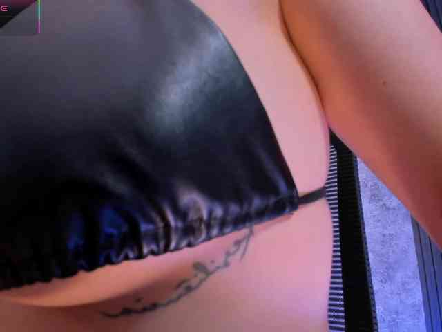 AmyWalker webcam