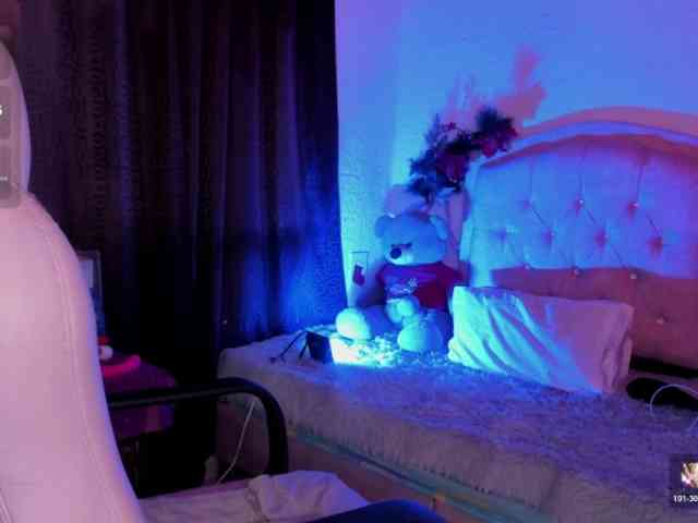 Laurahoot20 Laurahoot20