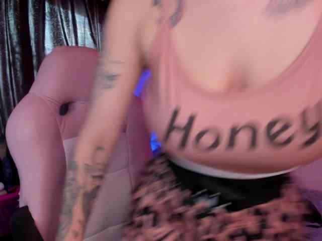 Laurahoot20 Laurahoot20