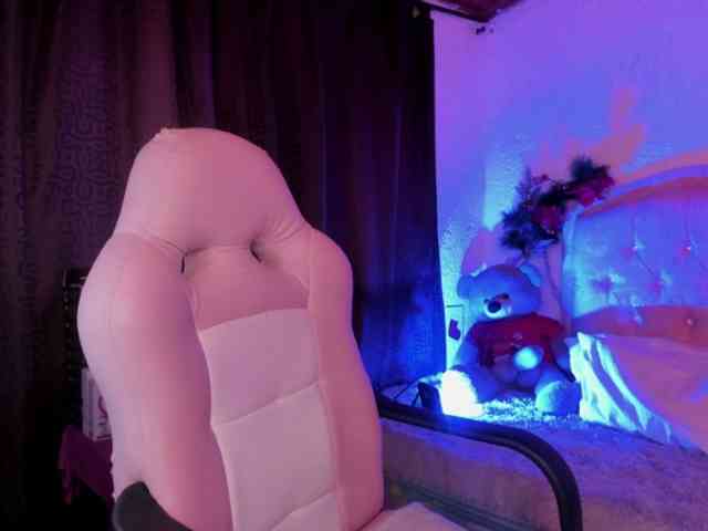 Laurahoot20 Laurahoot20