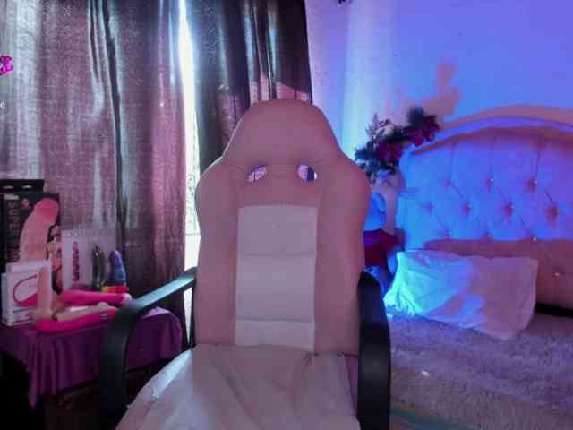 Laurahoot20 Laurahoot20