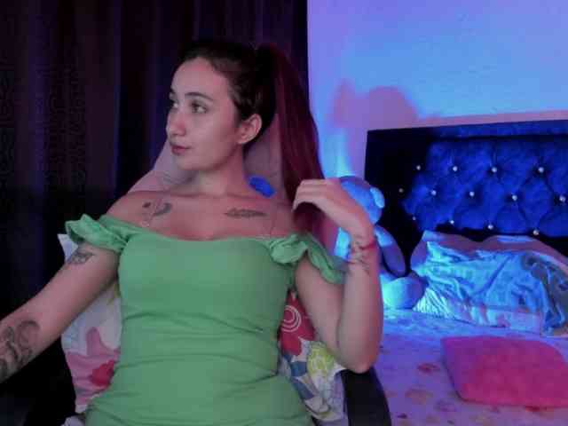 Laurahoot20 Laurahoot20