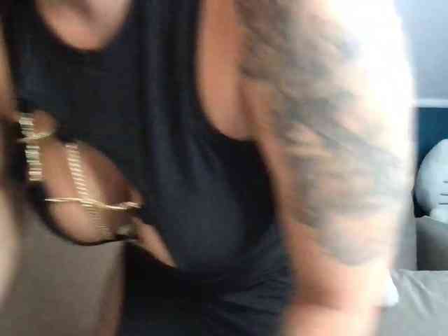 MindyExtasy webcam