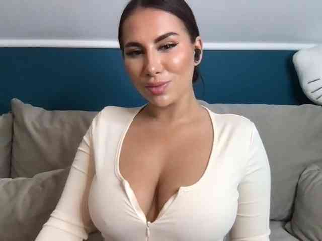 MindyExtasy webcam