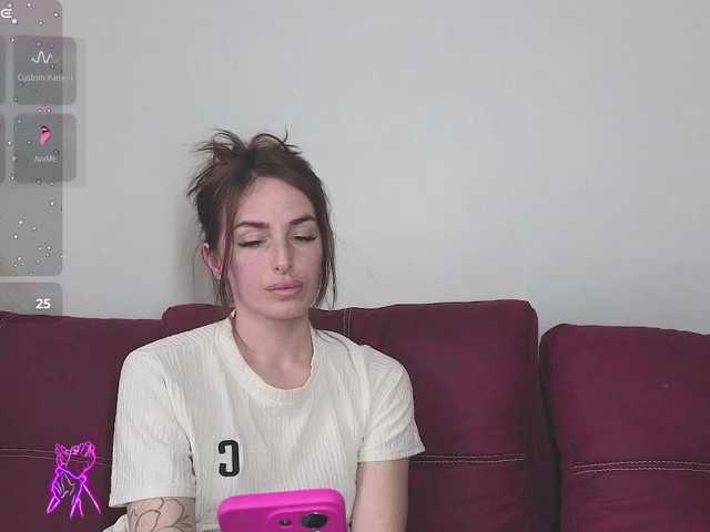 xxadrihanna's BongaCams show and profile