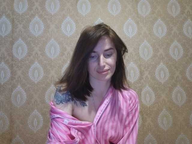 xxadrihanna's BongaCams show and profile