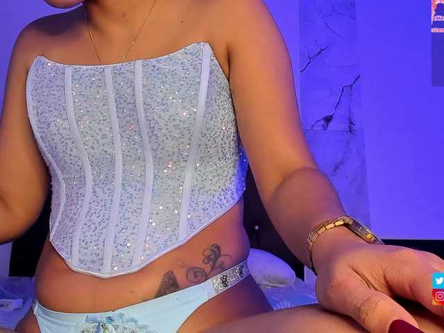 Alysson-18's BongaCams show and profile