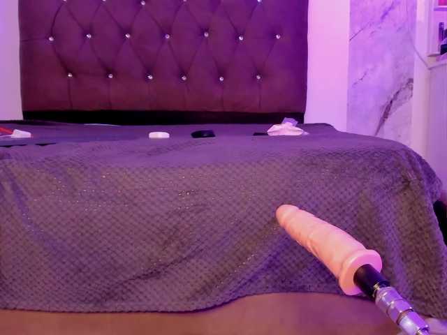 Alysson-18's BongaCams show and profile