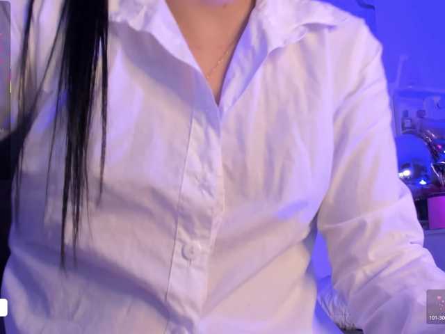 Alysson-18's BongaCams show and profile