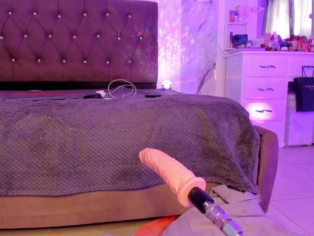 Alysson-18 live cam profile