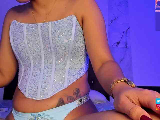 Alysson-18 Alysson-18