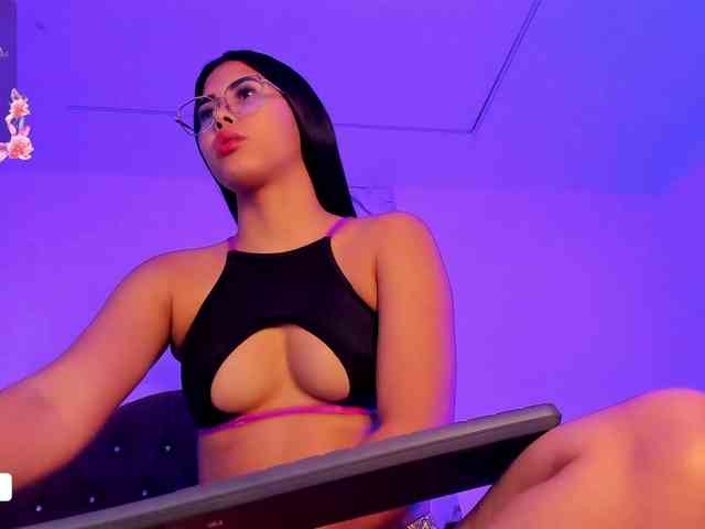 Alysson-18 Alysson-18