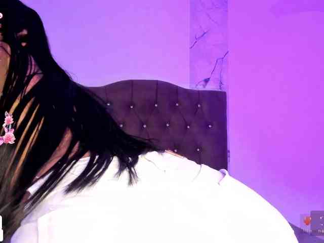 Alysson_18 webcam