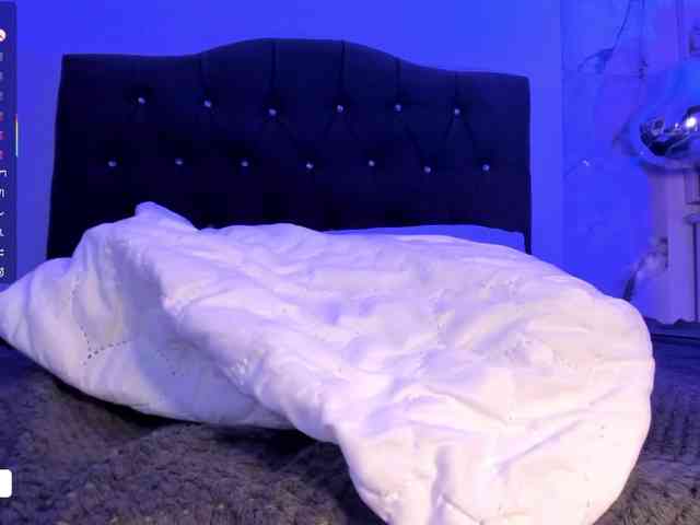 Alysson-18 Alysson-18