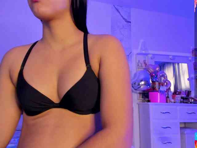 Alysson_18 webcam