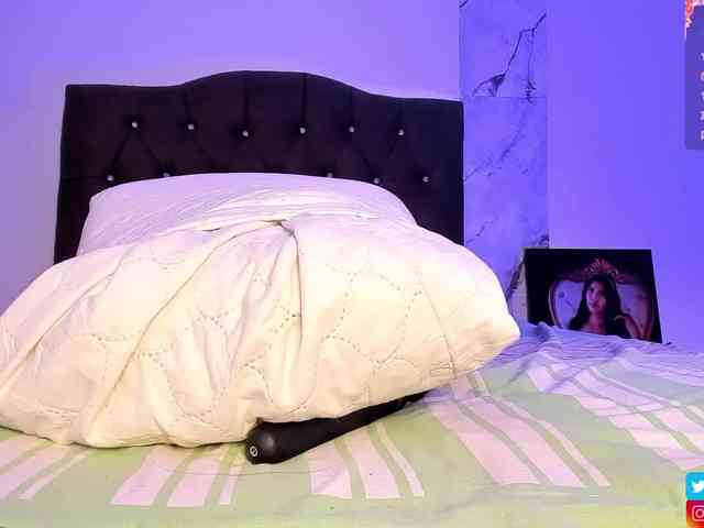 Alysson-18 Alysson-18