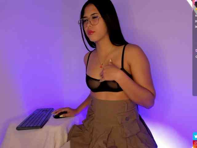 Alysson_18 webcam