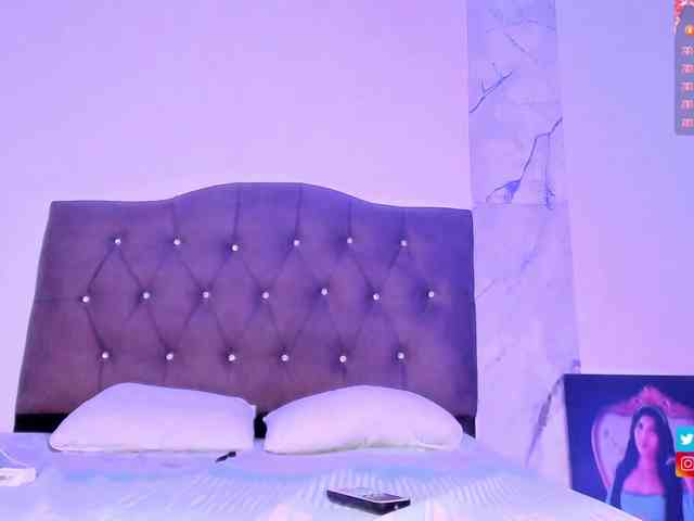 Alysson-18 Alysson-18