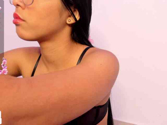 Alysson_18 webcam