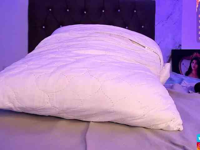 Alysson-18 Alysson-18