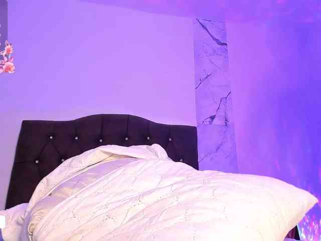 Alysson-18 Alysson-18