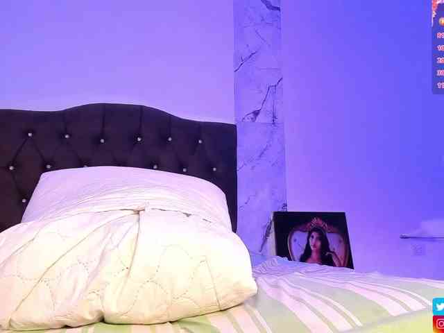 Alysson-18 Alysson-18