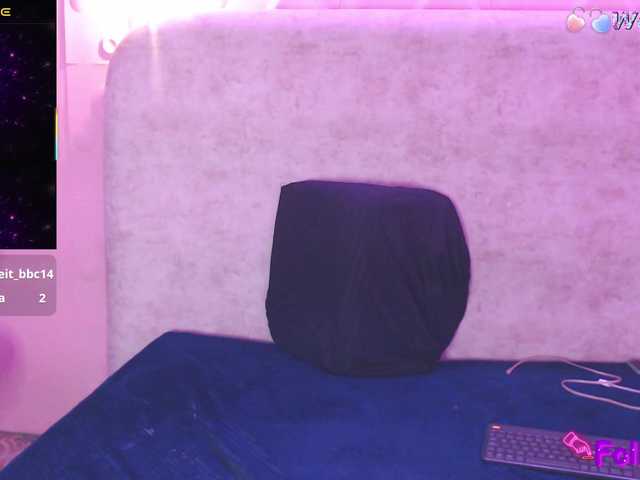 Danielaa-a's BongaCams show and profile