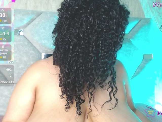 Danielaa-a's BongaCams show and profile