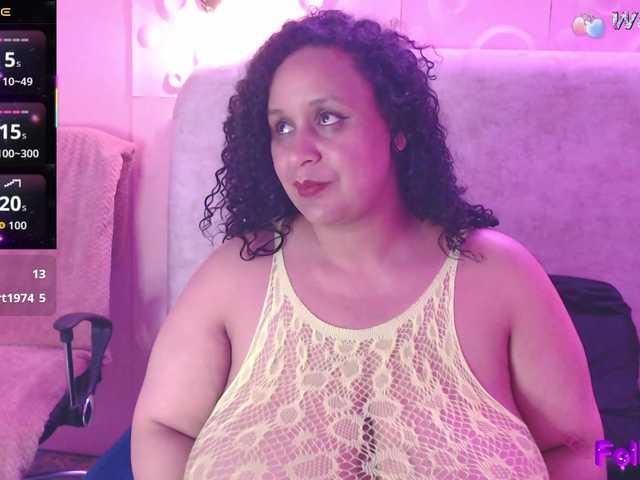 Danielaa-a's BongaCams show and profile