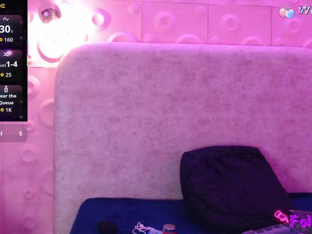 Danielaa-a's BongaCams show and profile