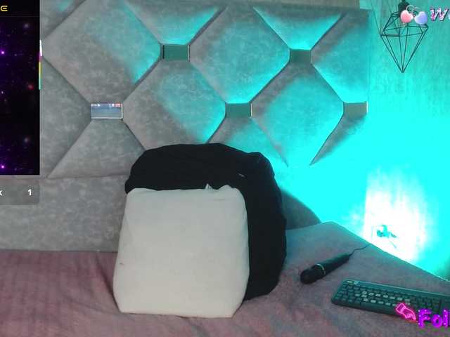 Danielaa-a's BongaCams show and profile