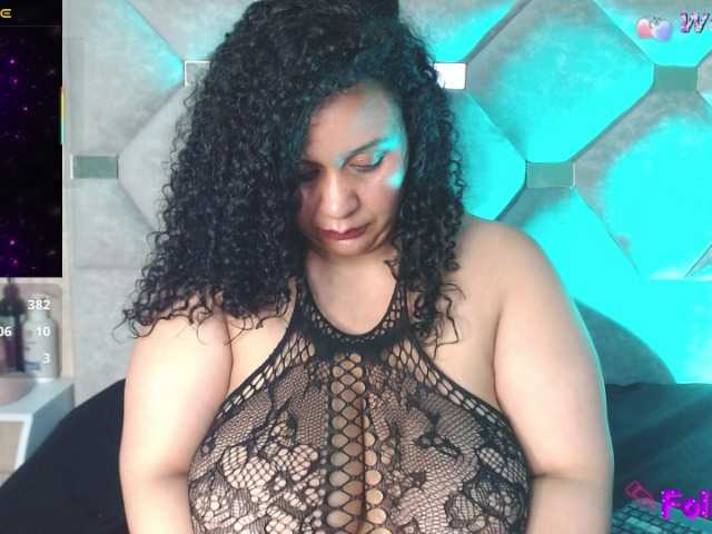 Danielaa-a's BongaCams show and profile