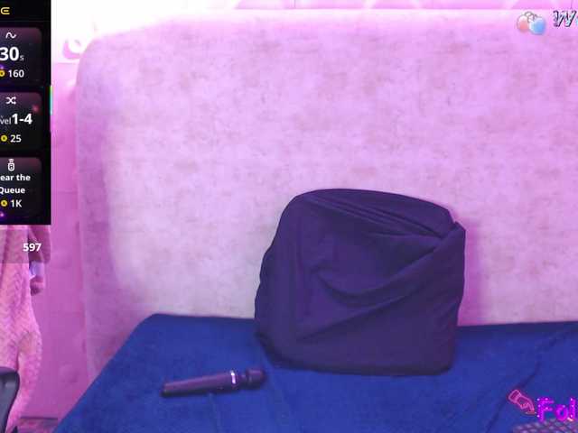 Danielaa-a's BongaCams show and profile